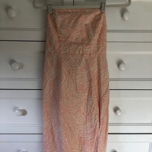 Strapless dress with slit